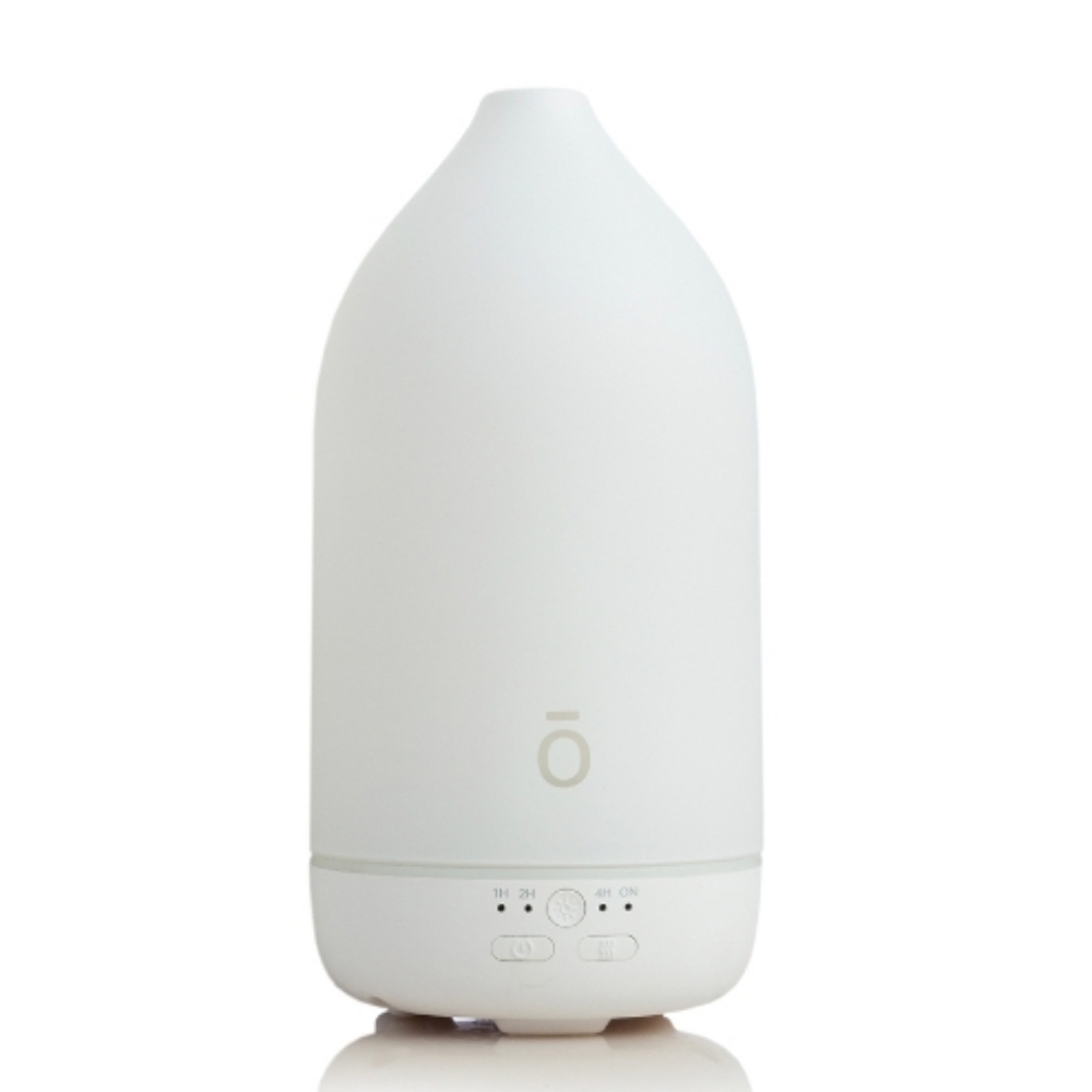 SEALED UNOPENED Laluz Essential Oil Diffuser and Set of 10 Essential Oils